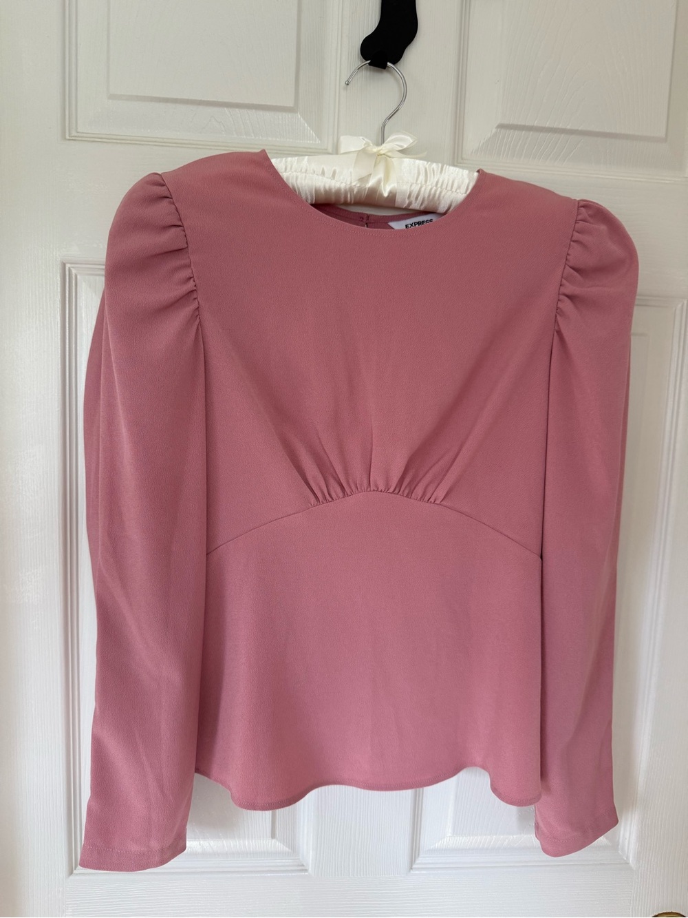 Express Dusty Rose Puff Sleeve Peplum Blouse